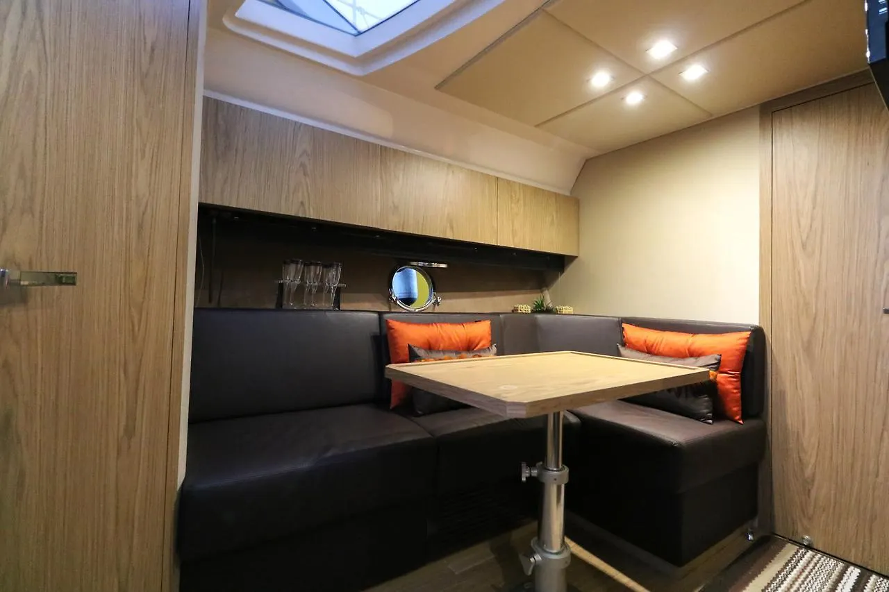 Botel Hotel 5* Mogan Yacht Xperience Puerto De Mogan